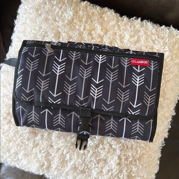 Baby changing fold up portable mat - Picture 1 of 5